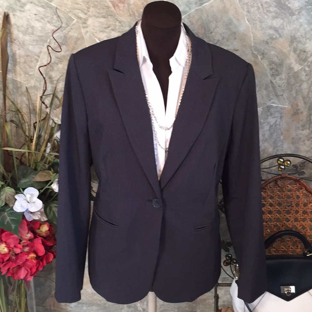 Liz Claiborne 🌹 stunning suit jacket coat blazer